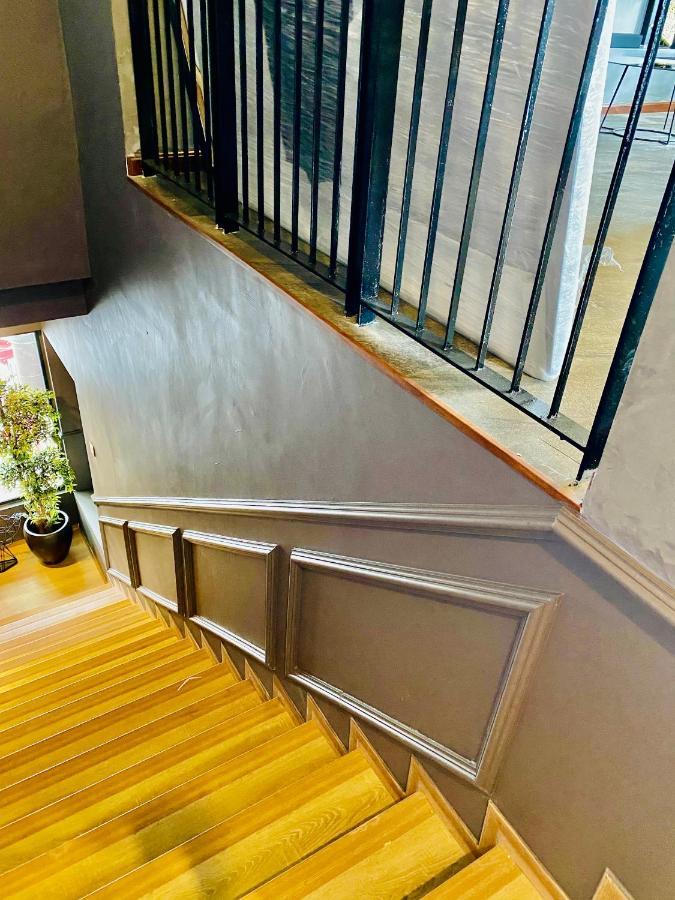 Faizal Madhi Homestay Kuching Exteriör bild